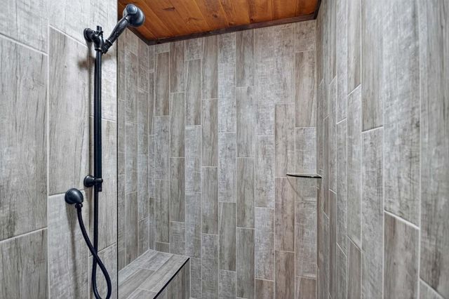 6 Pontoosuc Drive, Mineral Bluff, GA 30559