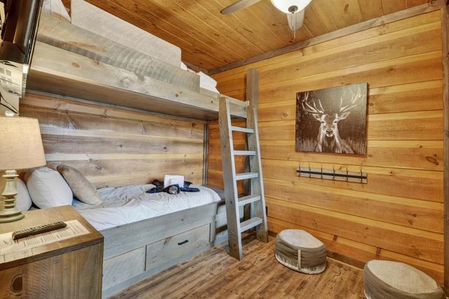 6 Pontoosuc Drive, Mineral Bluff, GA 30559