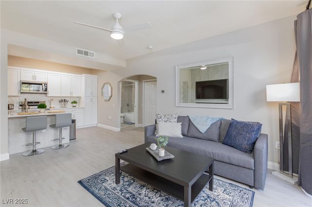 5130 South Jones Boulevard 102, Las Vegas, NV 89118