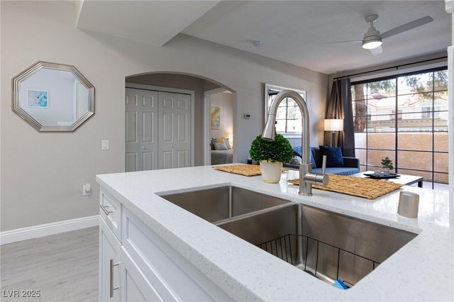 5130 South Jones Boulevard 102, Las Vegas, NV 89118