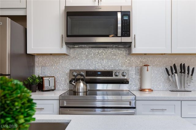 5130 South Jones Boulevard 102, Las Vegas, NV 89118