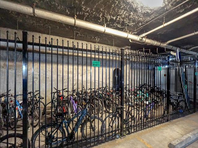 1900 Barton Springs RD 4013a, Austin, TX 78704