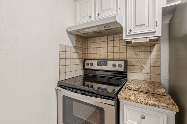 4420 Harlanwood Drive 228, Fort Worth, TX 76109