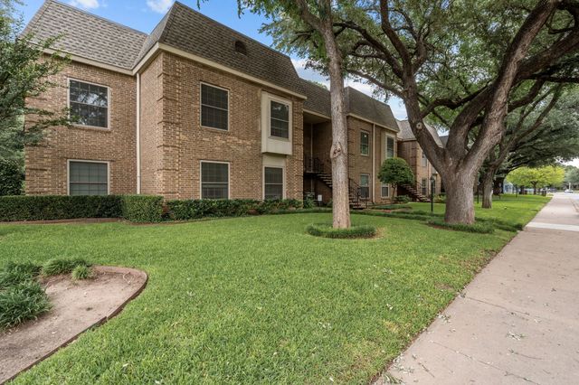 4420 Harlanwood Drive 228, Fort Worth, TX 76109