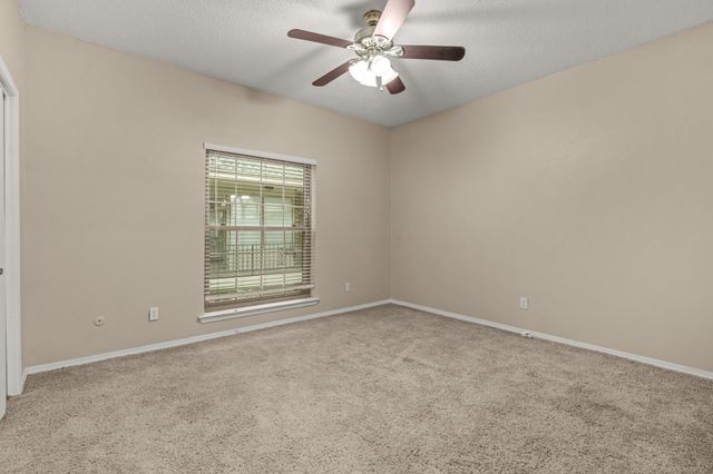 4420 Harlanwood Drive 228, Fort Worth, TX 76109