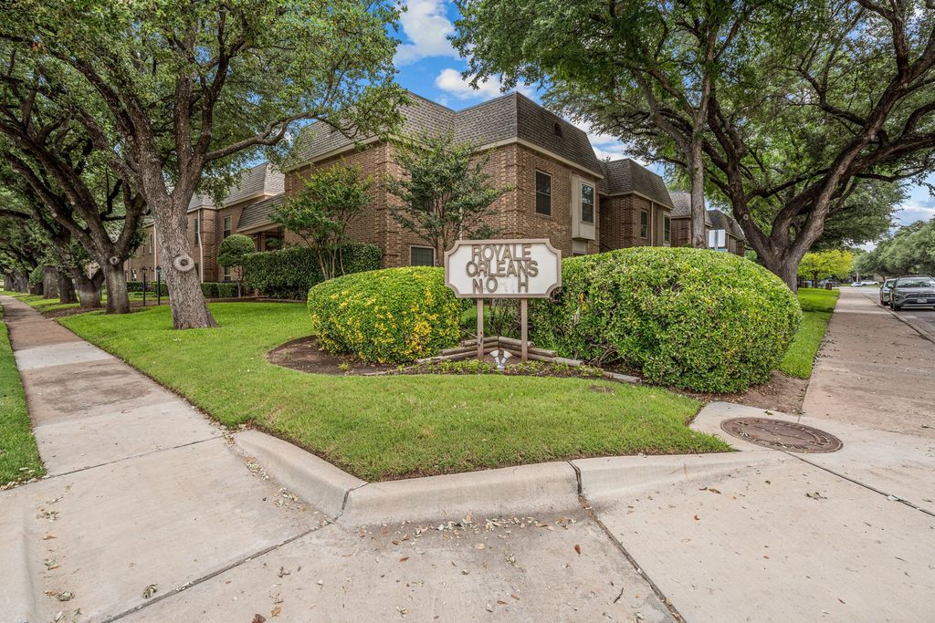 4420 Harlanwood Drive 228, Fort Worth, TX 76109