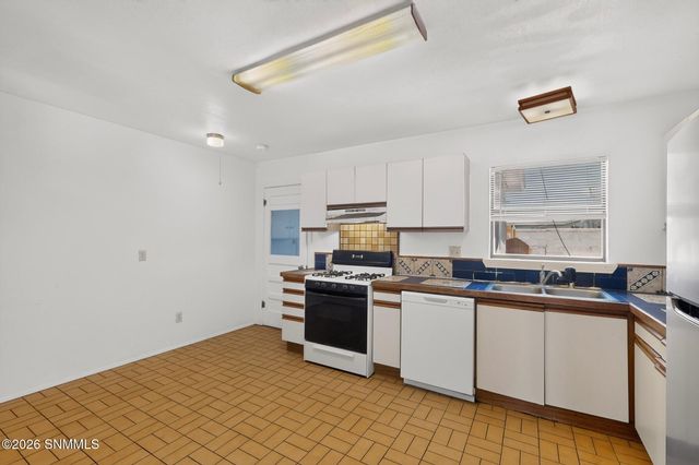 1765 Hamiel Drive, Las Cruces, NM 88001