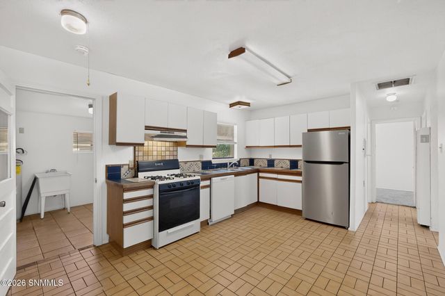 1765 Hamiel Drive, Las Cruces, NM 88001