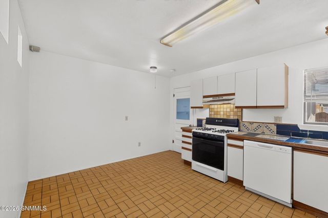 1765 Hamiel Drive, Las Cruces, NM 88001