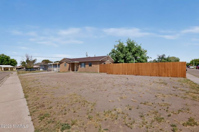 1765 Hamiel Drive, Las Cruces, NM 88001