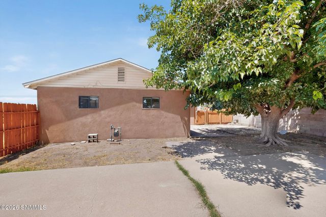 1765 Hamiel Drive, Las Cruces, NM 88001