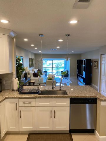 9285 Vista Del Lago 36f, Boca Raton, FL 33428