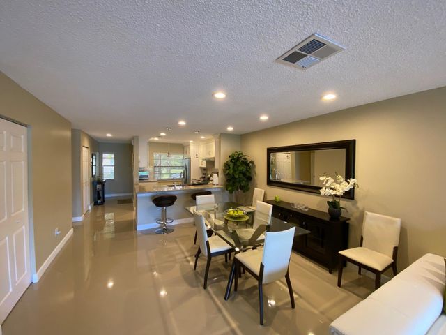 9285 Vista Del Lago 36f, Boca Raton, FL 33428