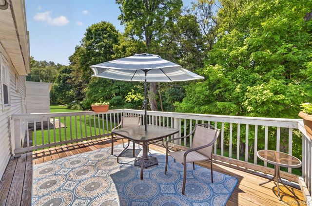 48 Forest Avenue, Cortlandt Manor, NY 10567
