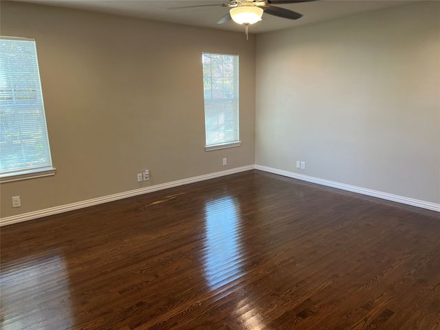 1113 S Idlewild Drive, Sherman, TX 75090