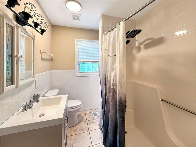 5824 Church Street, Flowery Branch, GA 30542