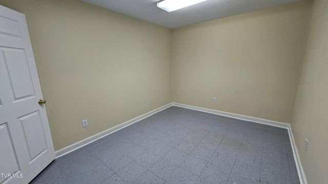 118 Northeast Grand Avenue, Coeburn, VA 24230