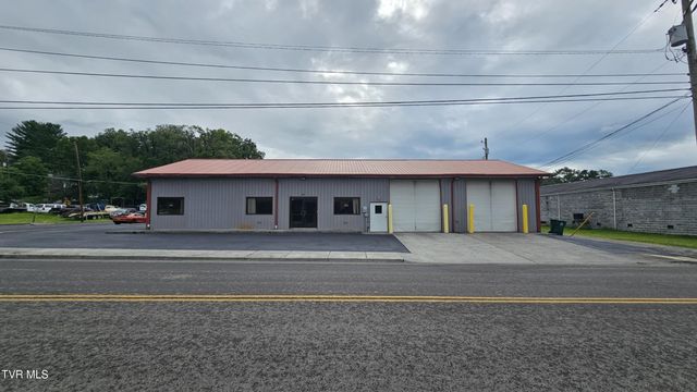 118 Northeast Grand Avenue, Coeburn, VA 24230