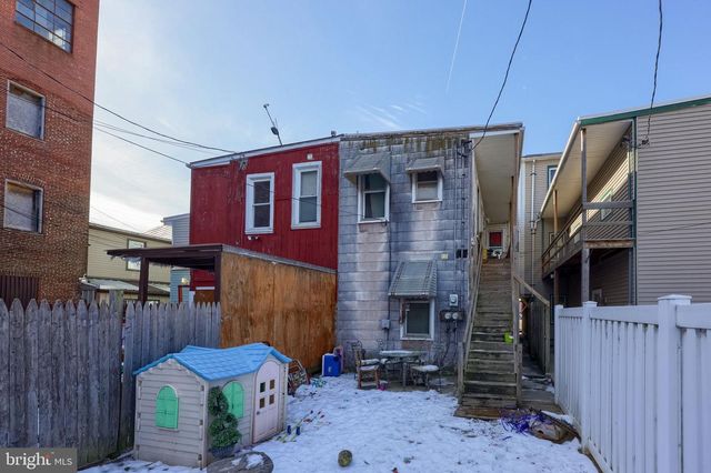 512 SPRUCE ST, Lebanon, PA 17046