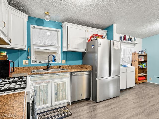 240 Navajo Drive, Henderson, NV 89015