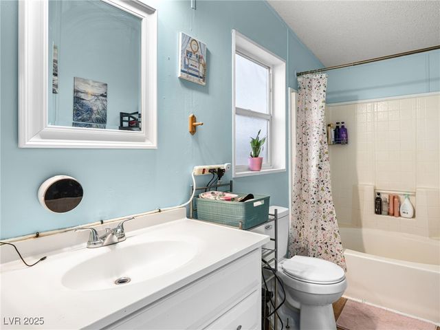 240 Navajo Drive, Henderson, NV 89015