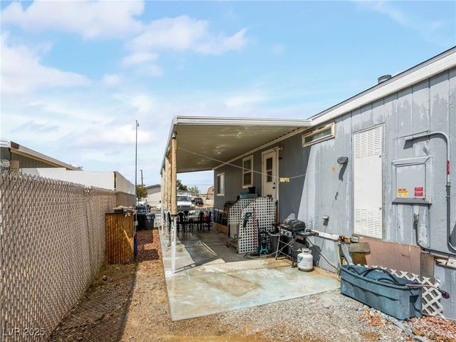 240 Navajo Drive, Henderson, NV 89015