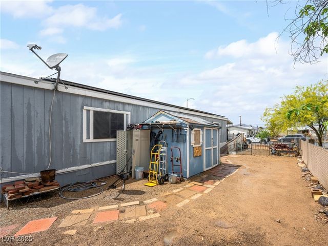 240 Navajo Drive, Henderson, NV 89015