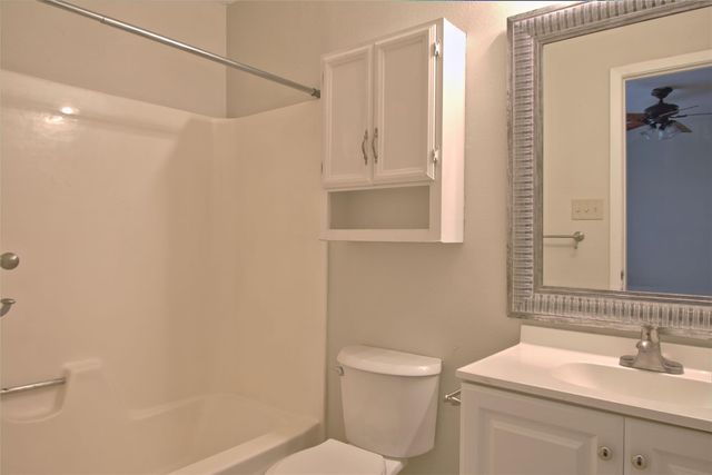 6201 Soft Wind CIR B, Austin, TX 78745