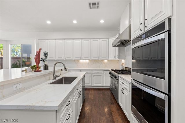 8088 Dark Hollow Place, Las Vegas, NV 89117