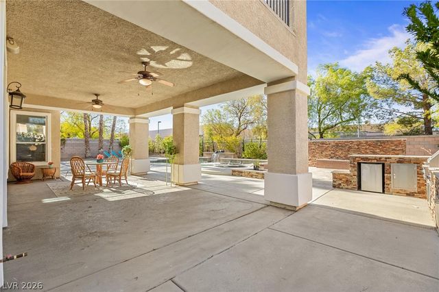 8088 Dark Hollow Place, Las Vegas, NV 89117