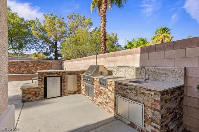 8088 Dark Hollow Place, Las Vegas, NV 89117