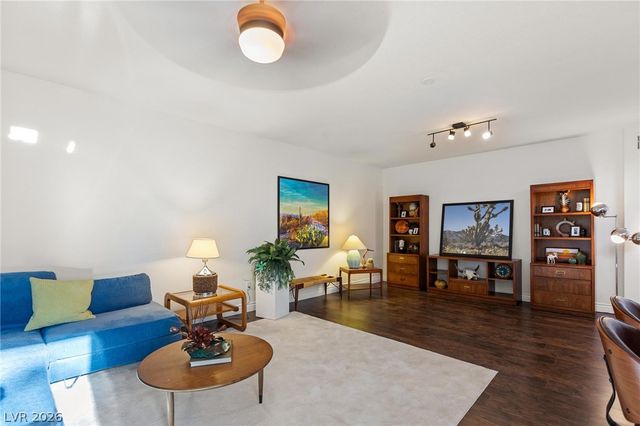 8088 Dark Hollow Place, Las Vegas, NV 89117