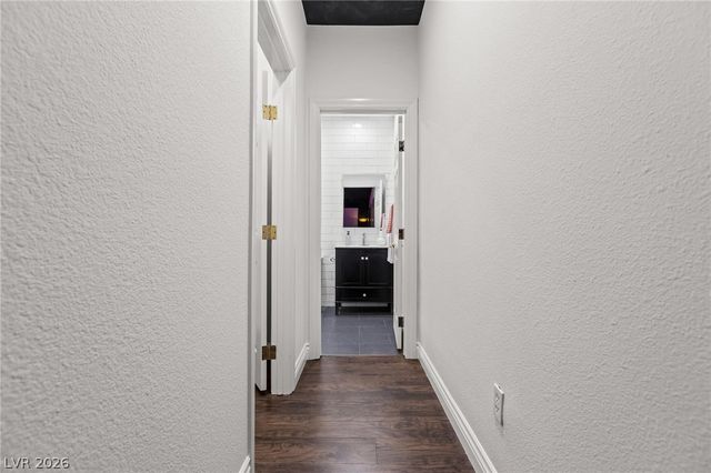 8088 Dark Hollow Place, Las Vegas, NV 89117