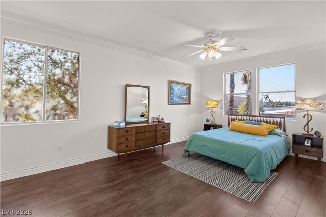 8088 Dark Hollow Place, Las Vegas, NV 89117