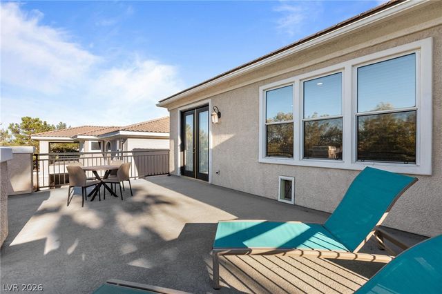 8088 Dark Hollow Place, Las Vegas, NV 89117