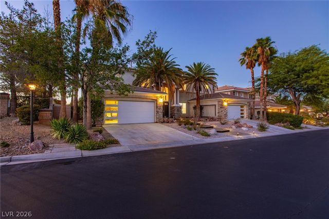 8088 Dark Hollow Place, Las Vegas, NV 89117
