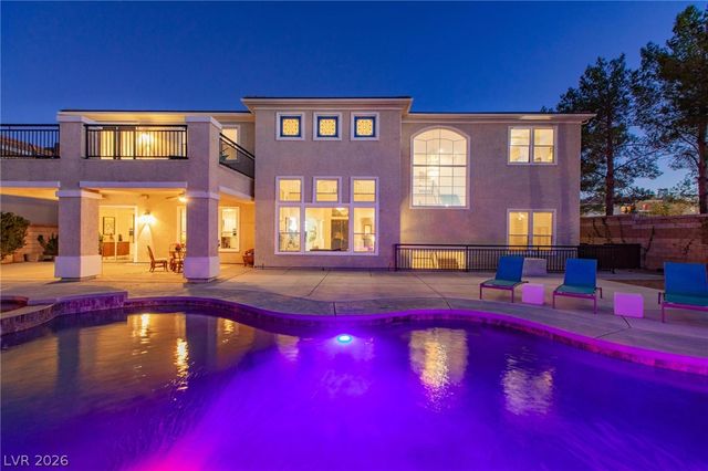 8088 Dark Hollow Place, Las Vegas, NV 89117