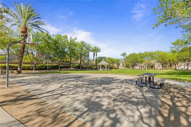 8088 Dark Hollow Place, Las Vegas, NV 89117
