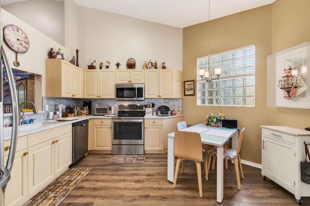 6253 Heliconia Road, Delray Beach, FL 33484