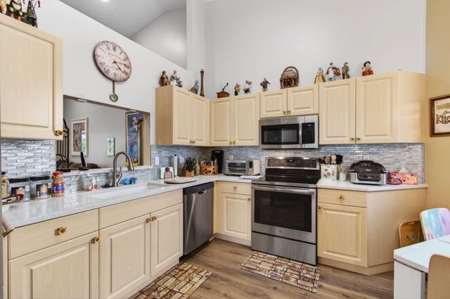 6253 Heliconia Road, Delray Beach, FL 33484