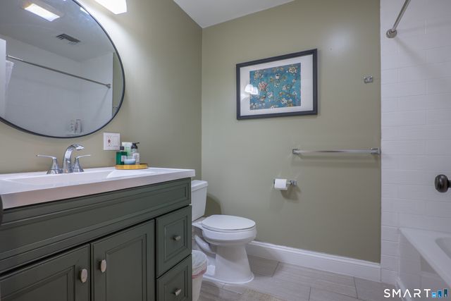 825 Maple Hill Road, Naugatuck, CT 06770