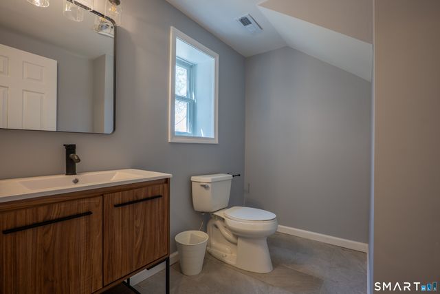 825 Maple Hill Road, Naugatuck, CT 06770