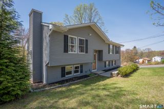 825 Maple Hill Road, Naugatuck, CT 06770