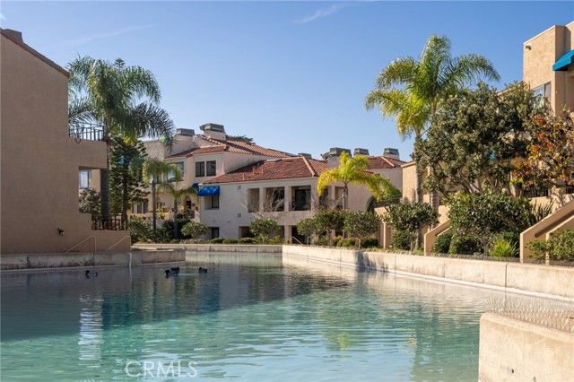 16425 Martin Lane, Huntington Beach, CA 92649