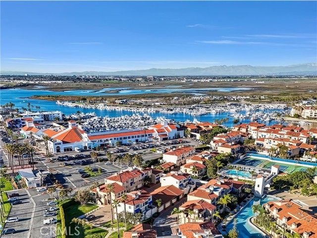 16425 Martin Lane, Huntington Beach, CA 92649