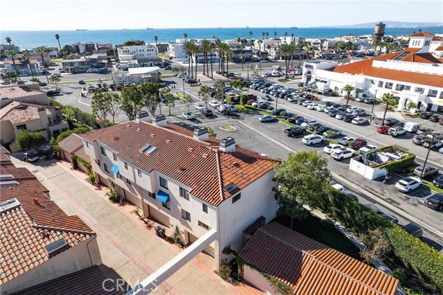 16425 Martin Lane, Huntington Beach, CA 92649