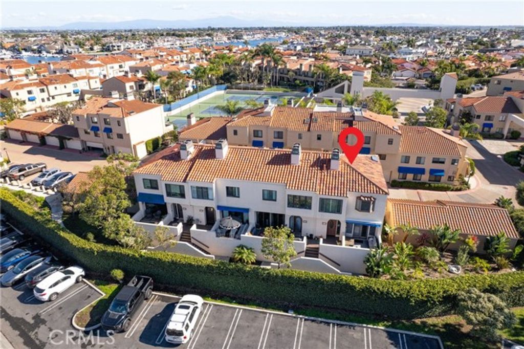 16425 Martin Lane, Huntington Beach, CA 92649