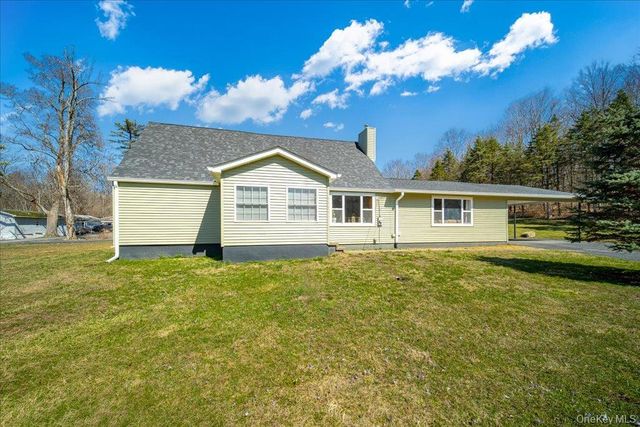 1548 State Route 32, Wallkill, NY 12589