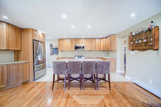 1548 State Route 32, Wallkill, NY 12589