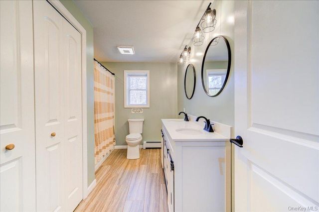 1548 State Route 32, Wallkill, NY 12589